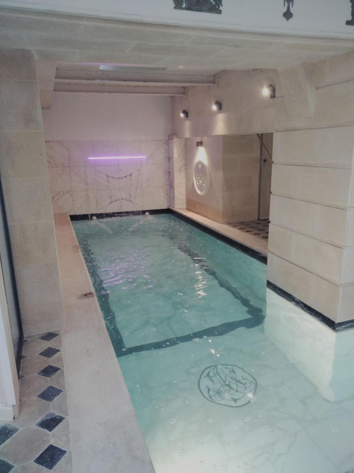 Palazzo Di Acqua Hotel Le Mans Buitenkant foto