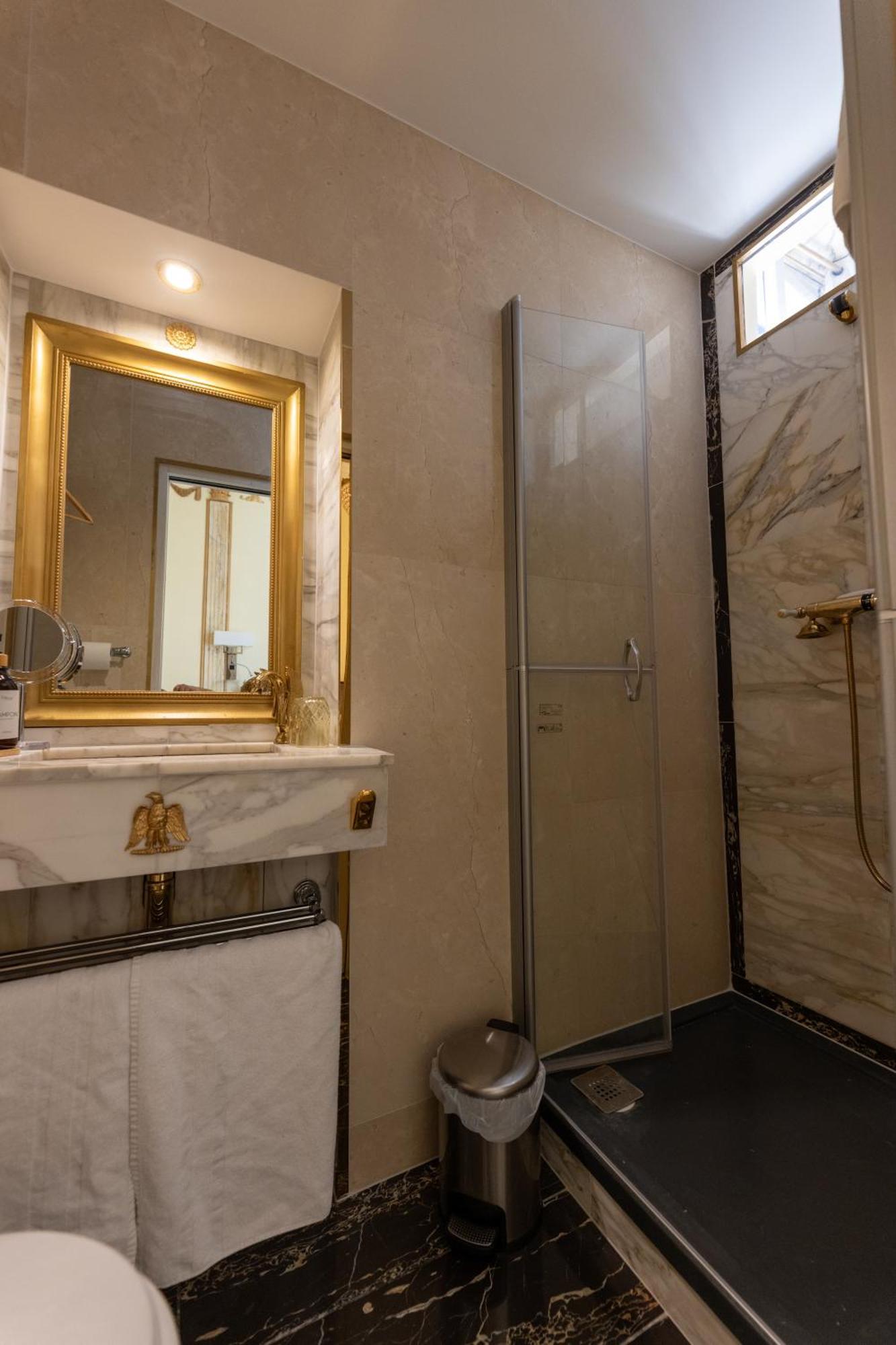 Palazzo Di Acqua Hotel Le Mans Buitenkant foto
