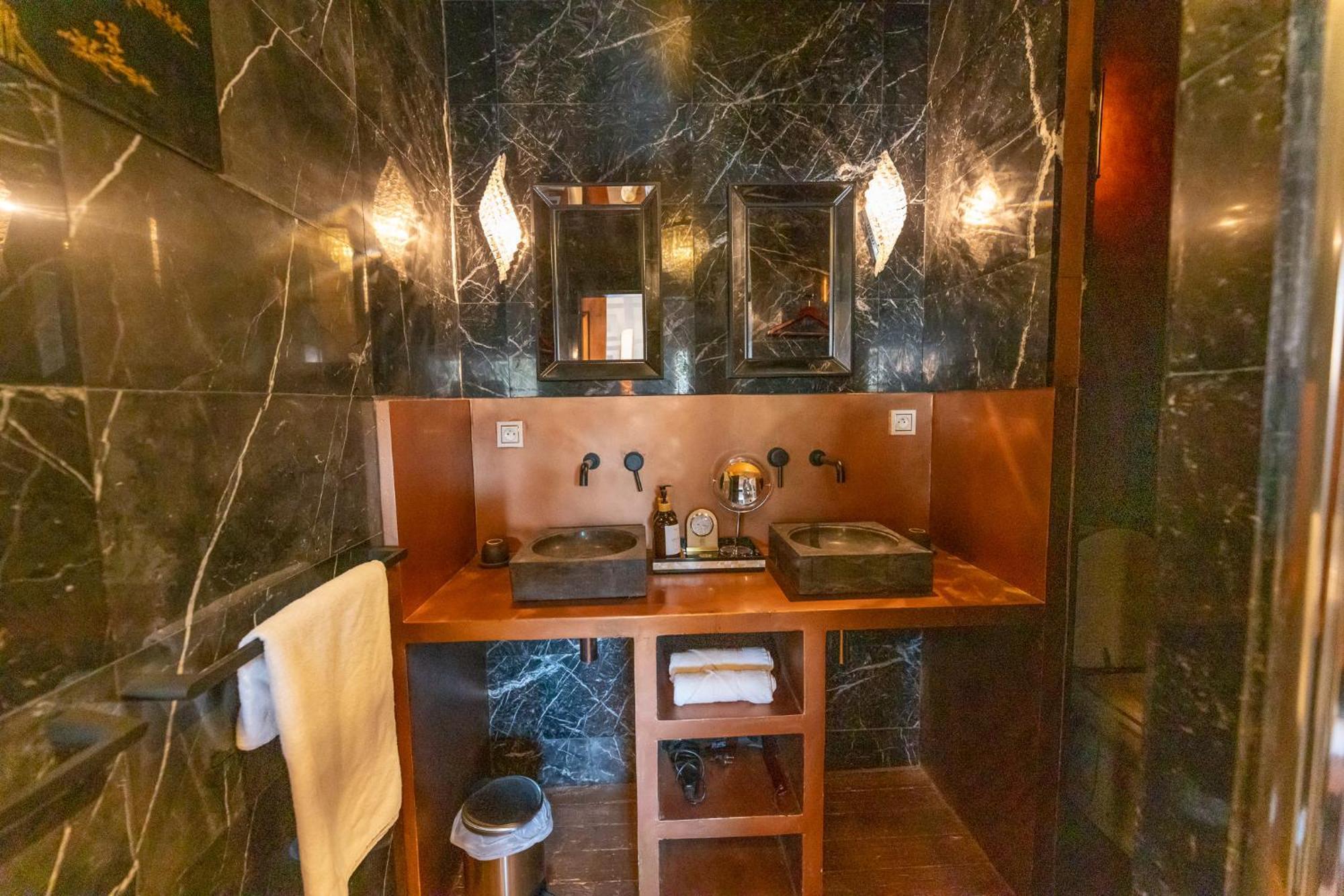 Palazzo Di Acqua Hotel Le Mans Buitenkant foto