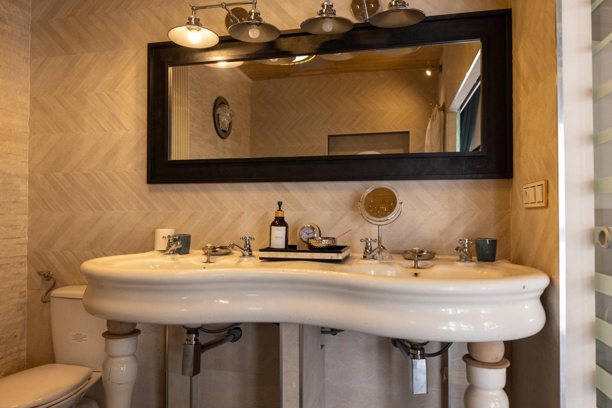 Palazzo Di Acqua Hotel Le Mans Buitenkant foto